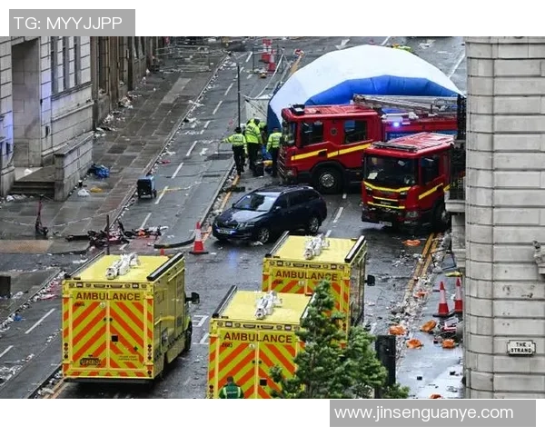 5月开车撞利物浦球迷的司机供认成心撞人，估计12月15日宣判